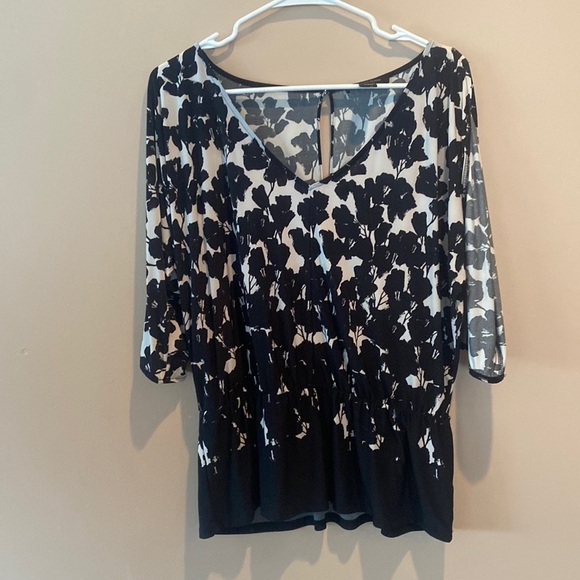 White House Black Market Tops - White House black market blouse